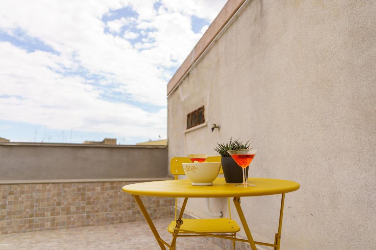 Siracusa Comfy & Central Apartment With Terrace Szirakúza Kültér fotó
