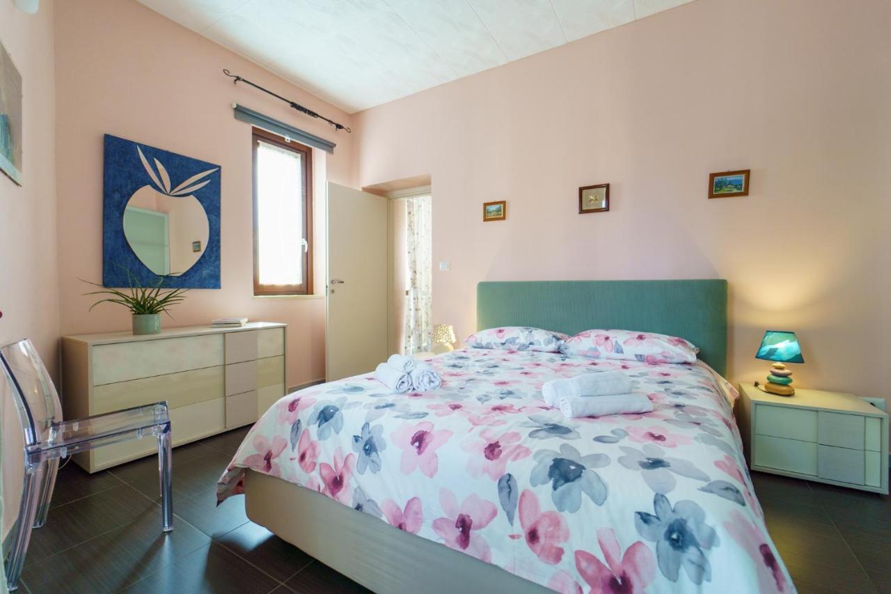 Siracusa Comfy & Central Apartment With Terrace Szirakúza Kültér fotó